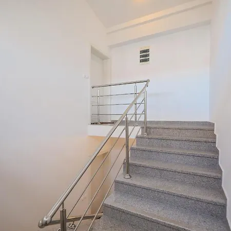 Apartament Sunny Terrace With Two Bedroom And Parking *