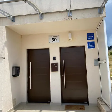 Apartment Sunny Terrace With Two Bedroom And Parking *