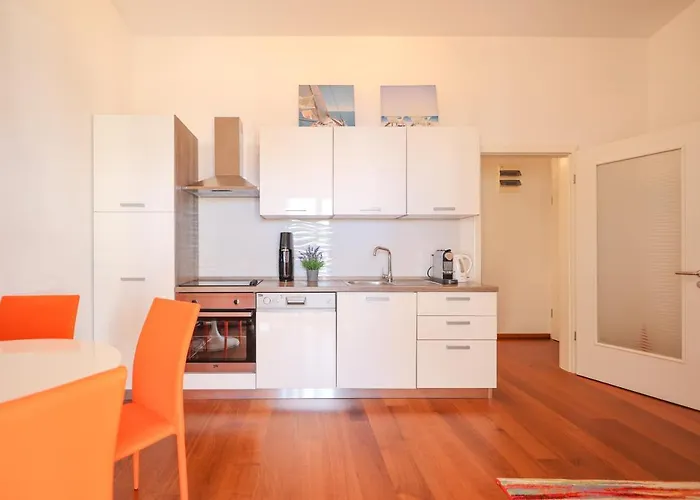 Apartamento Sunny Terrace With Two Bedroom And Parking