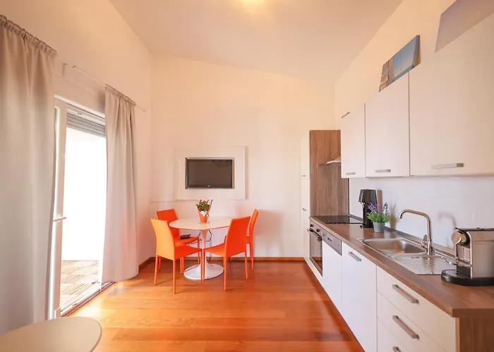 Sunny Terrace With Two Bedroom And Parking Apartment