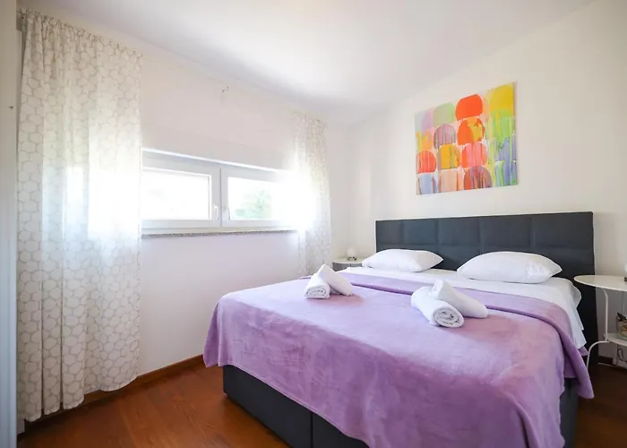 Sunny Terrace With Two Bedroom And Parking