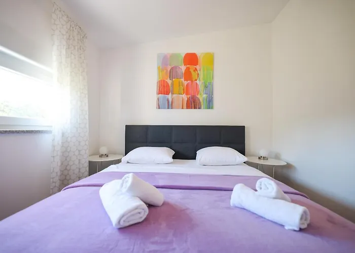 Apartment Sunny Terrace With Two Bedroom And Parking