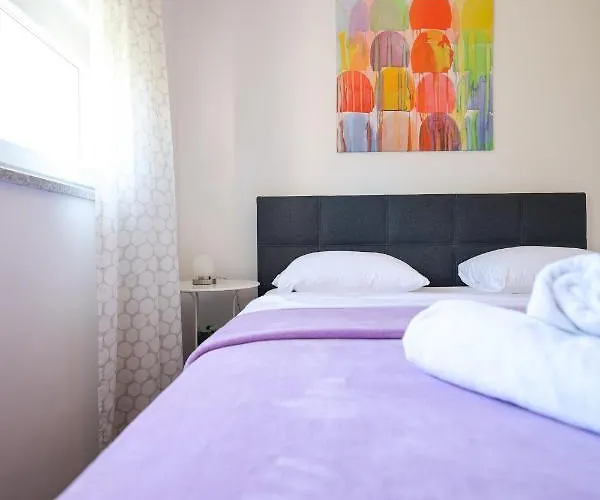 Apartment Sunny Terrace With Two Bedroom And Parking *